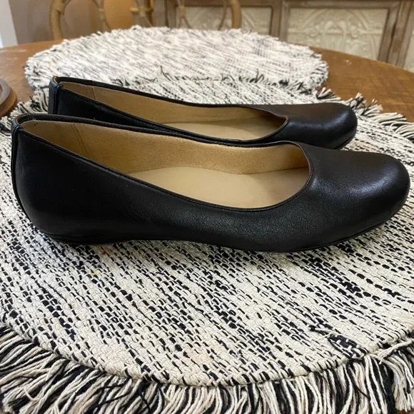 Naturalizer Black Flats “Maxwell” | Size 7.5 - Picture 4 of 5